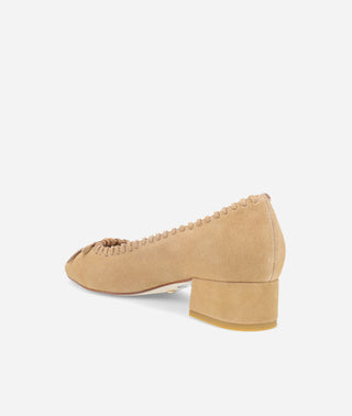 Novie Pump Driftwood Suede